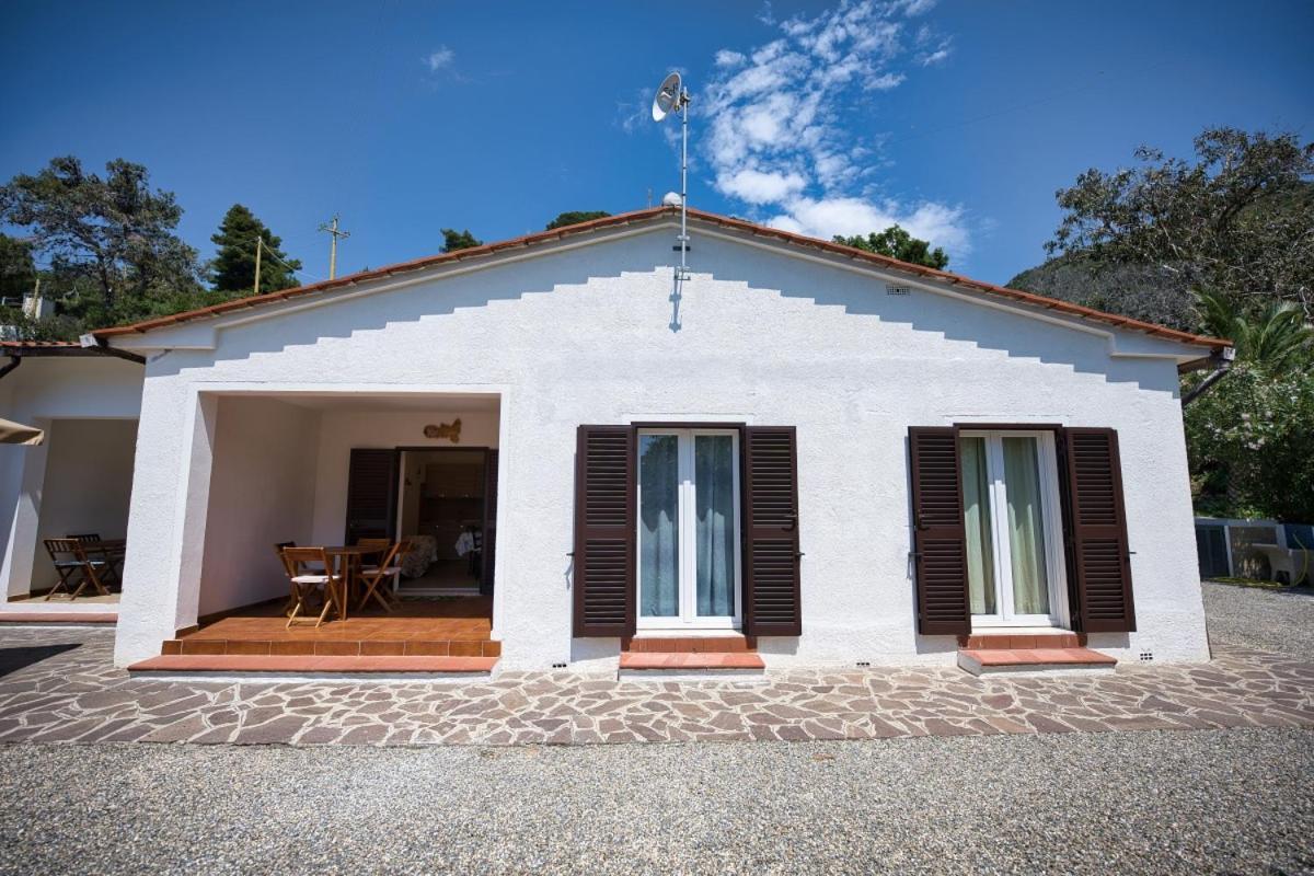 Alloggi Del Mirto A Morcone - Goelba Capoliveri  Bagian luar foto